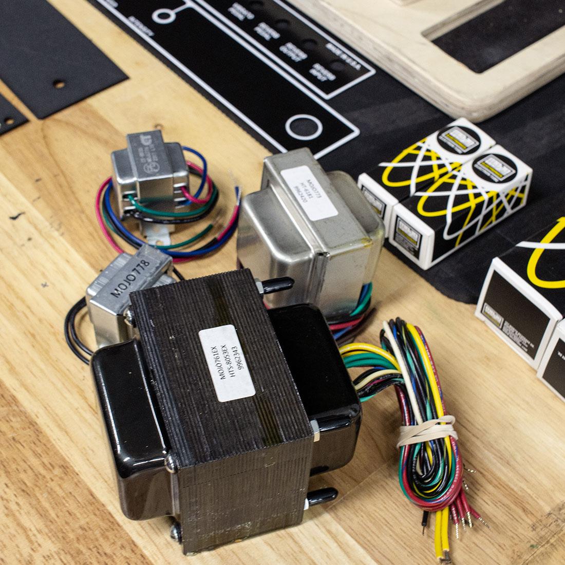 Blackface Deluxe Reverb® Style Guitar Tube Amp Kit - Image 18