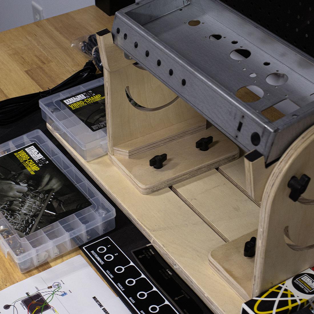 Blackface Vibro-Champ® Style Guitar Tube Amp Kit - Image 11